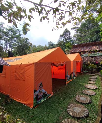 Kebun Hanoman Camping Ground in Tohkuning