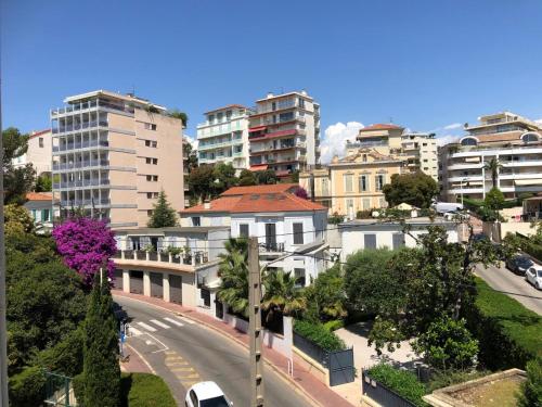 Marble elegancy in Cannes center