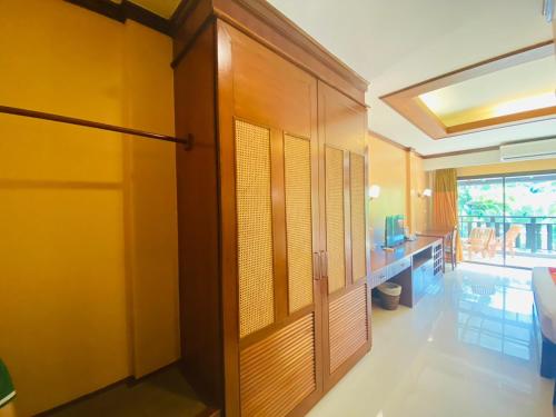 Apartel at Lanta Resort - Tap to explore photos