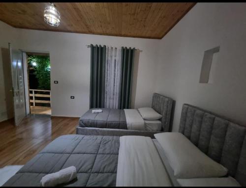 Samuel's Rooms in Theth