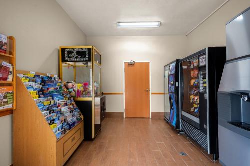 Comfort Inn & Suites in Fenton, USA