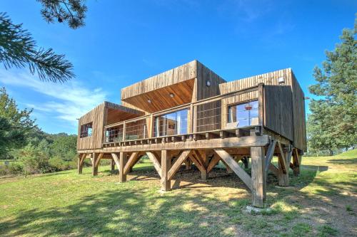 Lodge Bruyère avec Jacuzzi chambre d'hôte Journiac
