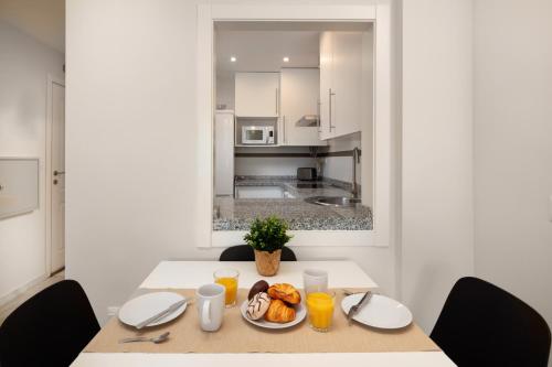 Coloso Sunset Beach by Alfresco Stays - image 3