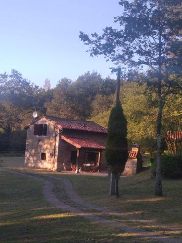 Casa de piedra en Casamaría gîte à louer Casamaría