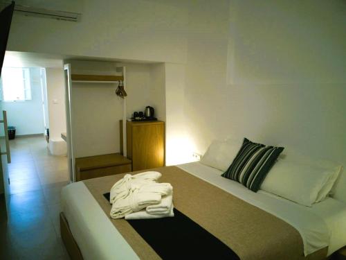 Muses Cycladic Suites - image 3
