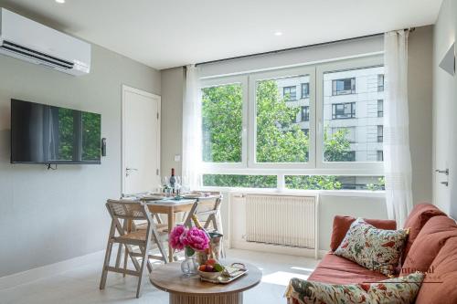 2 bedrooms, 3 beds