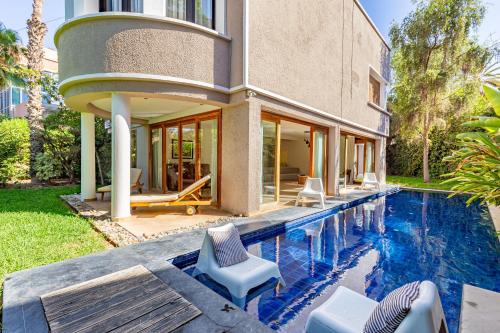 Villa Dar Chama ,piscine privée , Au cœur de Marrakech - Tap to explore photos