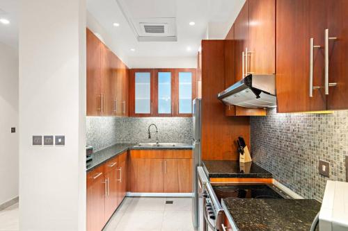 FIRST CLASS 1BR Luxury Living in DIFC, Дубай (фото 5)
