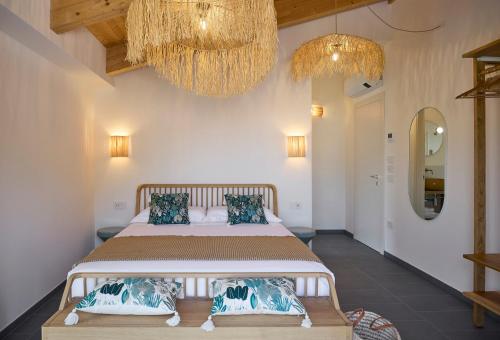 Queen Room with Balcony