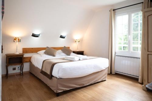 1 queen bed, 2 twin beds