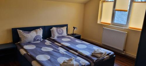 Twin Room with Private Bathroom