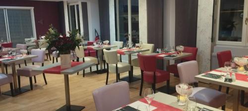 Cozy hotel logis Morlaix in Plouigneau