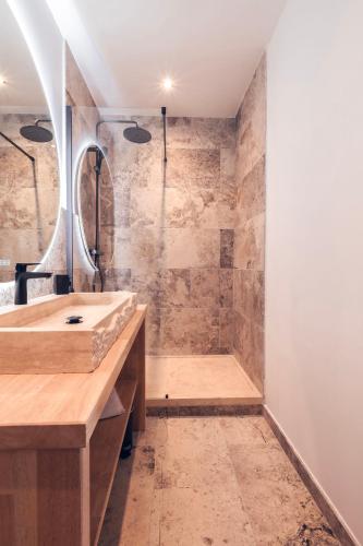 Les Suites de l'Étang – Cucuron, UT