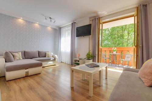 Przytulne Apartamenty Sun Seasons 24 w Szklarskiej Porębie by Noclegi Renters - Apartment - Szklarska Poreba