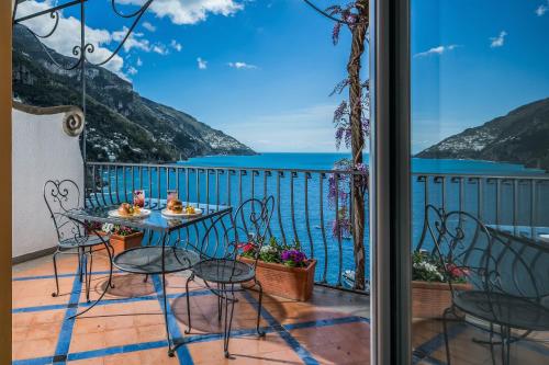 Junior Suite with Sea View image 5