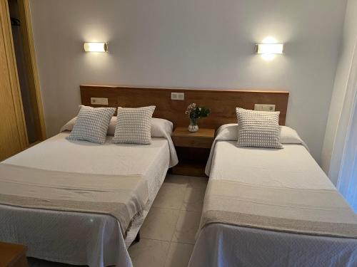Superior Double or Twin Room with Terrace room in Hotel Ronsel