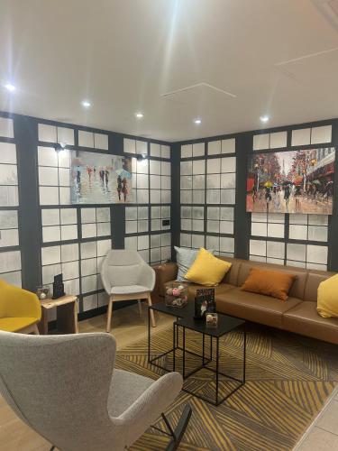 Campanile Paris 14 - Maine Montparnasse - image 13