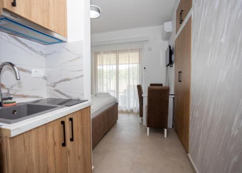 Apartmani Milos - Meljine in Savina Monastery