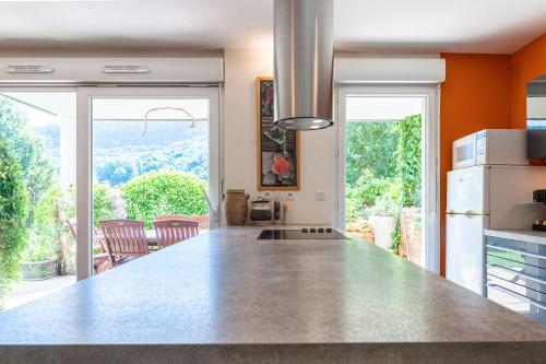 T3 Au vert à 5 Min d'Annecy centre (T3 Au vert a 5 Min d'Annecy centre) in เซย์โนด์