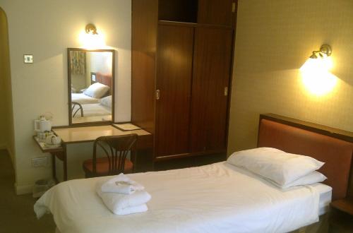 Brecon Hotel Rotherham Sheffield - main image