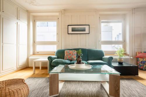 KAYA Apartment TURQUOISE - Downtown 3BR Deluxe Apt - Zürich