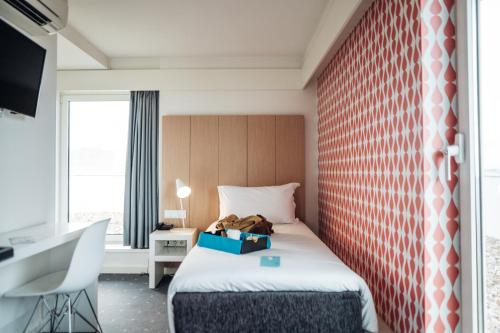 Single Room image 10