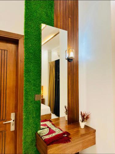 Private Room Gulshan Spacious Central AC 50'LED - image 13