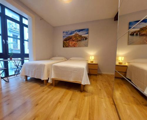 Habitación en apartamento con zonas comunes compartida HSJG, Bilbao (photo 7)