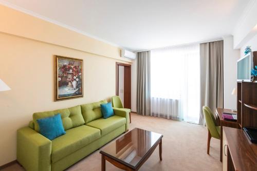 فندق ساتورن فندق ساتورن