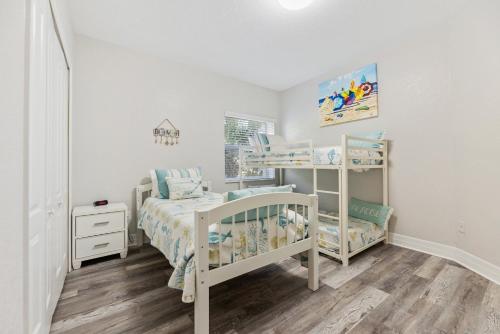 Ocean View Next to Pool and Amenities Corner Unit 3 Balconies OW20-201 in New Smyrna Beach, USA