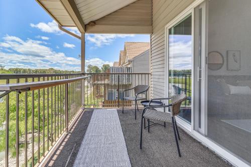 Lake Erie Getaway with Dock about 13 Mi to Port Clinton! Lake Erie Getaway with Dock about 13 Mi to Port Clinton!