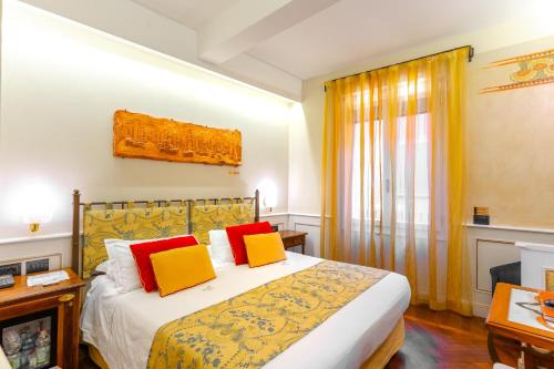Standard Double Room image 10