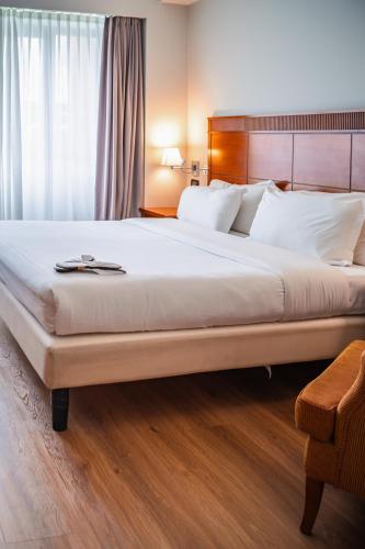 Superior Double Room image 10