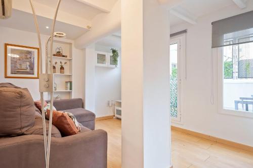 Apartment with Terrace image 2