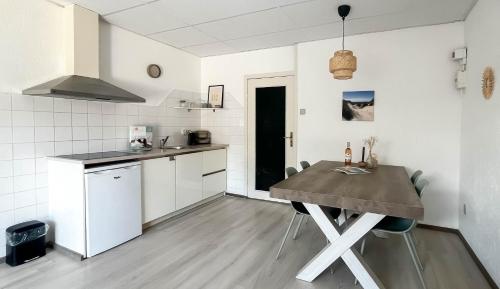 Duinroos by Droomvilla in แคมเพอร์ไดน์