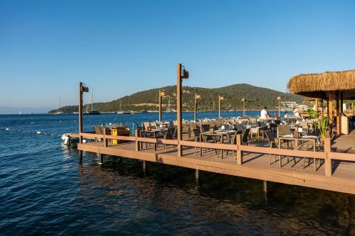 Surrounding environment, Daphnis Hotel in Golturkbuku