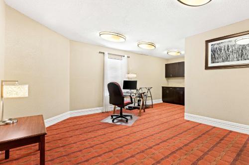 Best Western Okmulgee - image 11