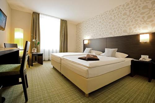 President Hotel - image 2