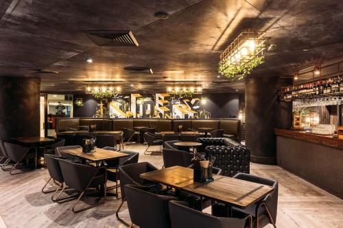 Rydges World Square - image 12