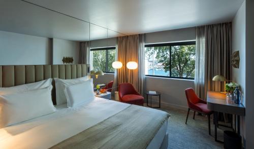 room detail thumbnail 0