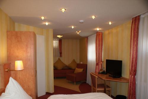Hotel Altes Rathaus - image 12