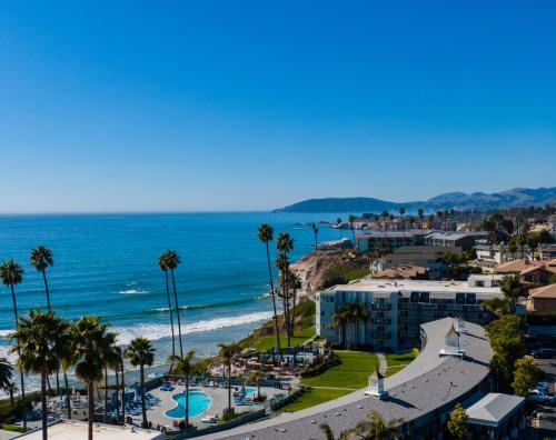 SeaCrest OceanFront Hotel