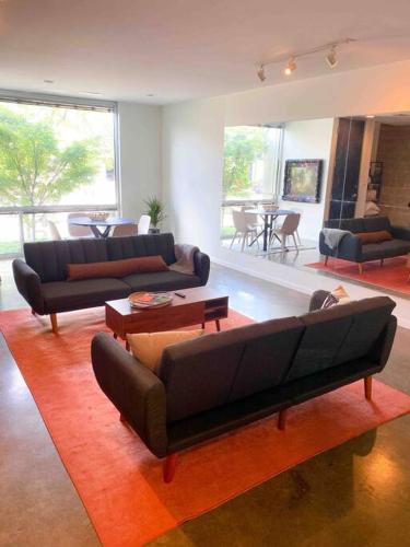 Modern Loft in South Main! in Memphis, USA