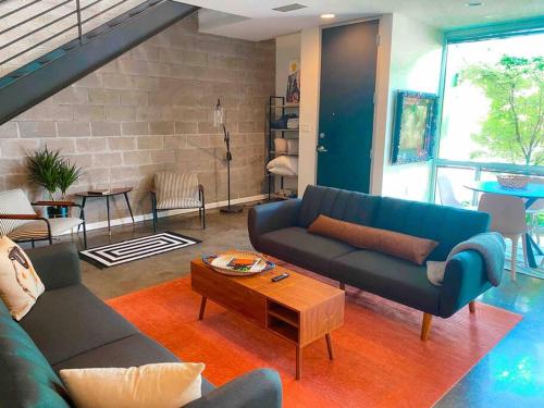 Modern Loft in South Main! near Blues Hall of Fame Museum