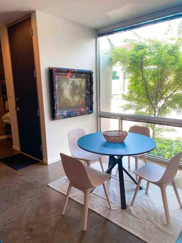 Modern Loft in South Main! near Blues Hall of Fame Museum