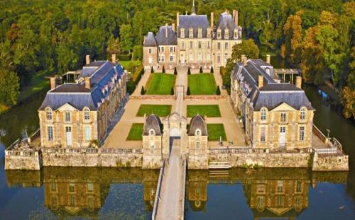 外部景觀, Maison charmante à Souvigny-en-Sologne avec jardin (Maison charmante a Souvigny-en-Sologne avec jardin) in 拉莫特博弗隆