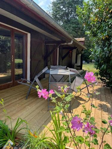 陽台/露台, Maison charmante à Souvigny-en-Sologne avec jardin (Maison charmante a Souvigny-en-Sologne avec jardin) in 拉莫特博弗隆