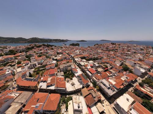 Заобикаляща среда, Ocean 11 Hotel in Остров Скиатос