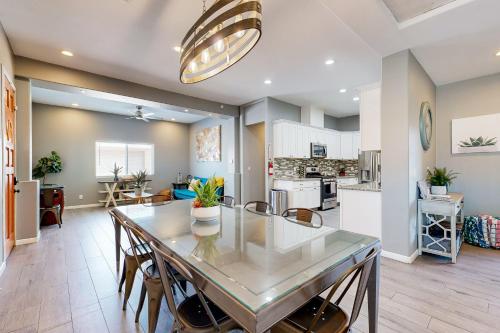 Hotwell Painted Hills in Indo Hills