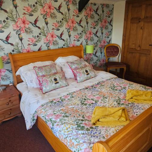 The West Country Inn Room Type - Deluxe Double Room